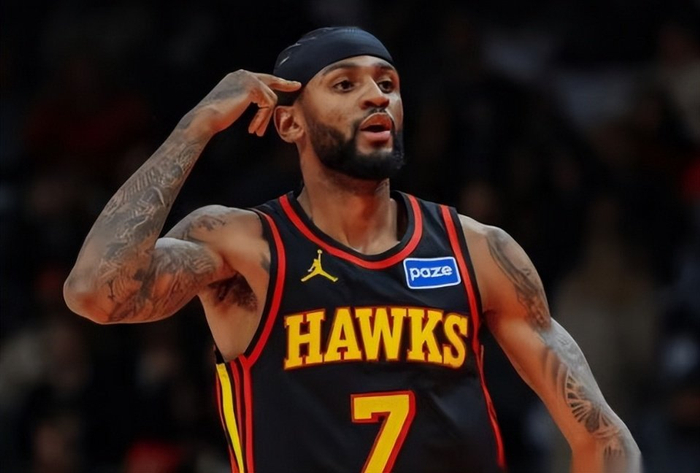 老鹰终结魔术7连胜 沃克41分创生涯新高