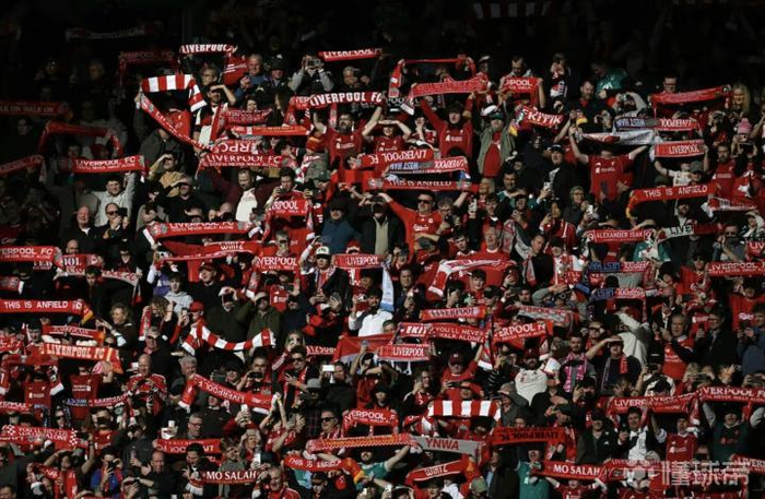 利物浦球迷组织撤下看台旗帜抗议门票涨价
